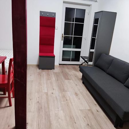 Motyli Chalupa - Luxusni Apartmany U Jestedu Dlouhy Most المظهر الخارجي الصورة