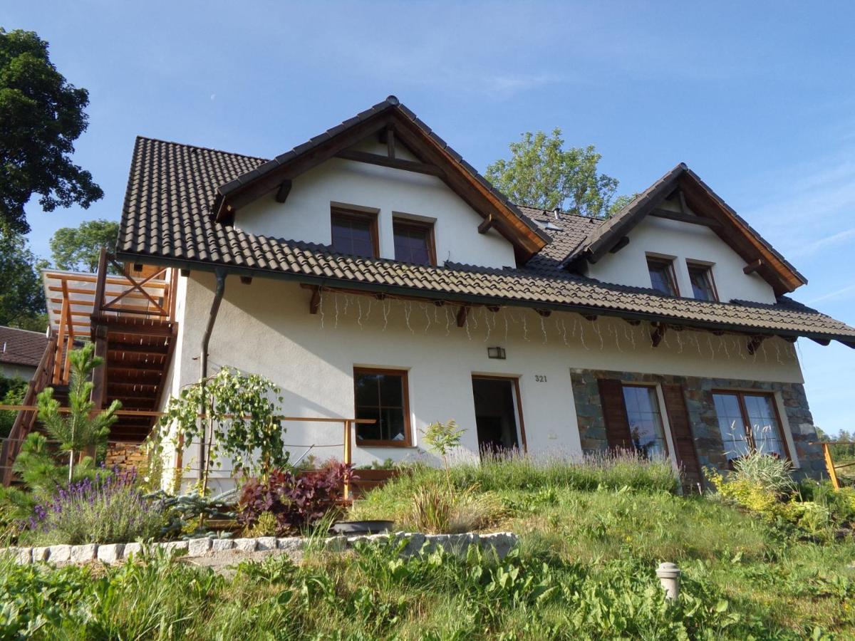 Motyli Chalupa - Luxusni Apartmany U Jestedu Dlouhy Most المظهر الخارجي الصورة